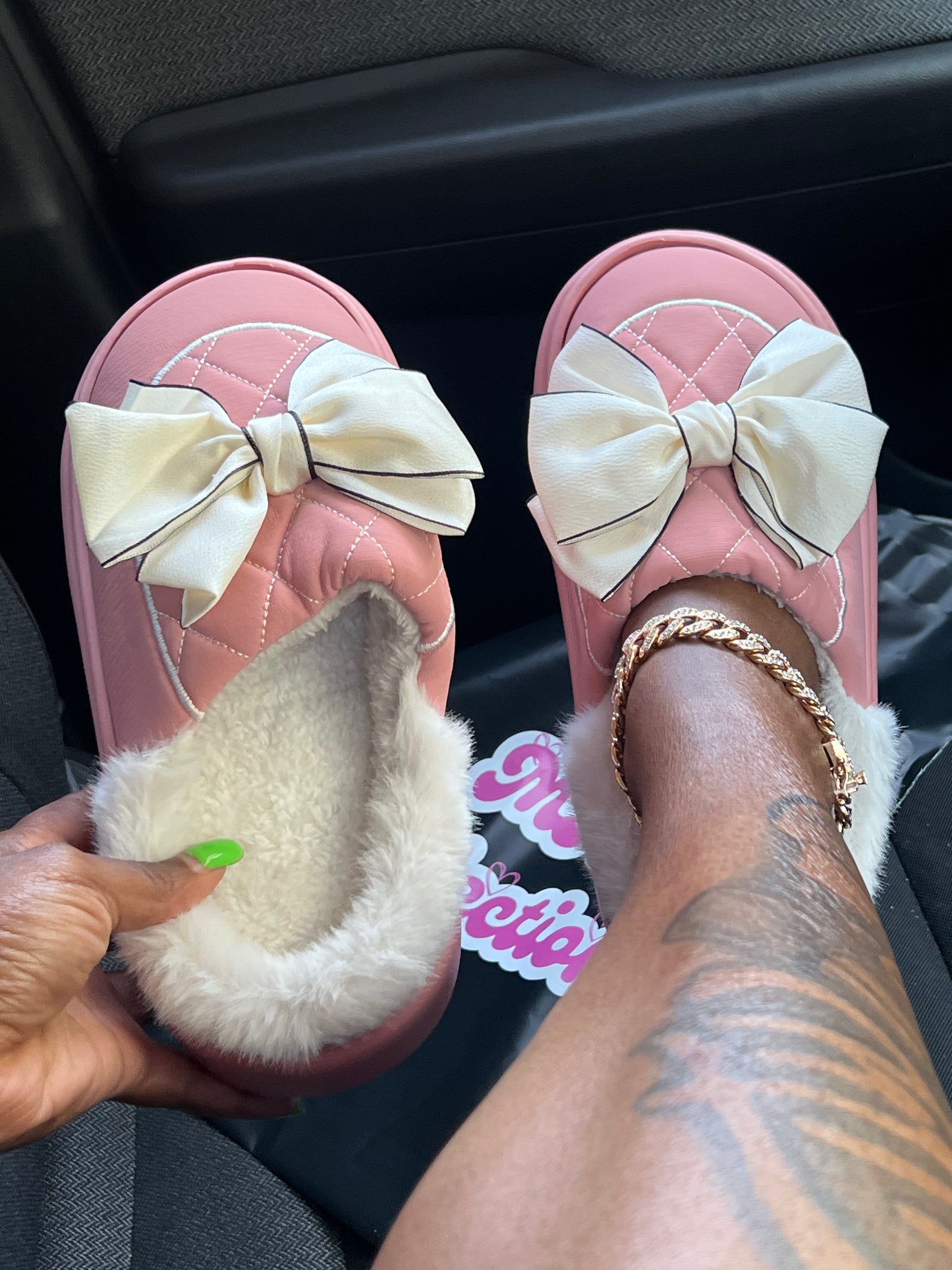 “Ashley Ribbon Slippers”