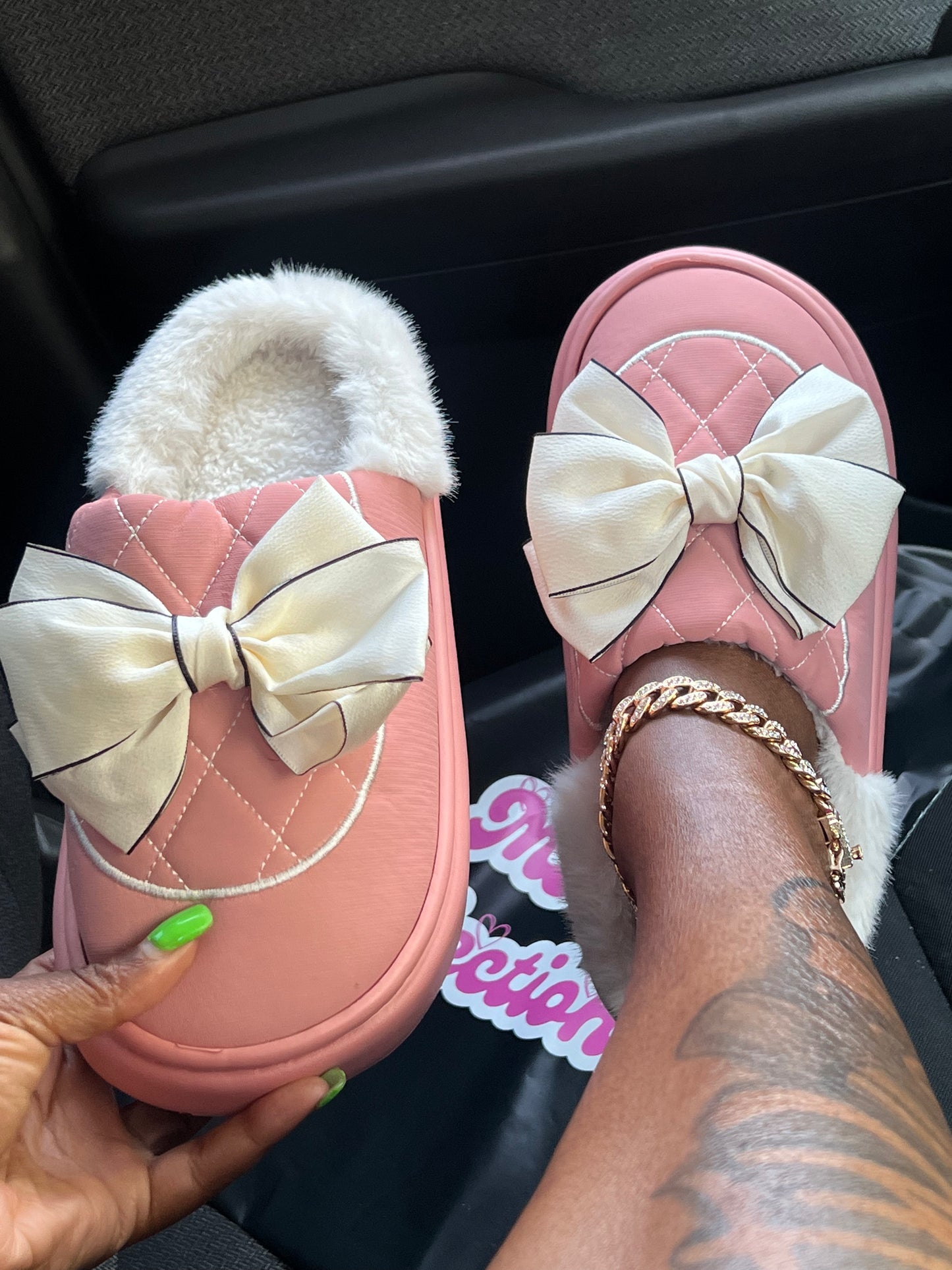 “Ashley Ribbon Slippers”